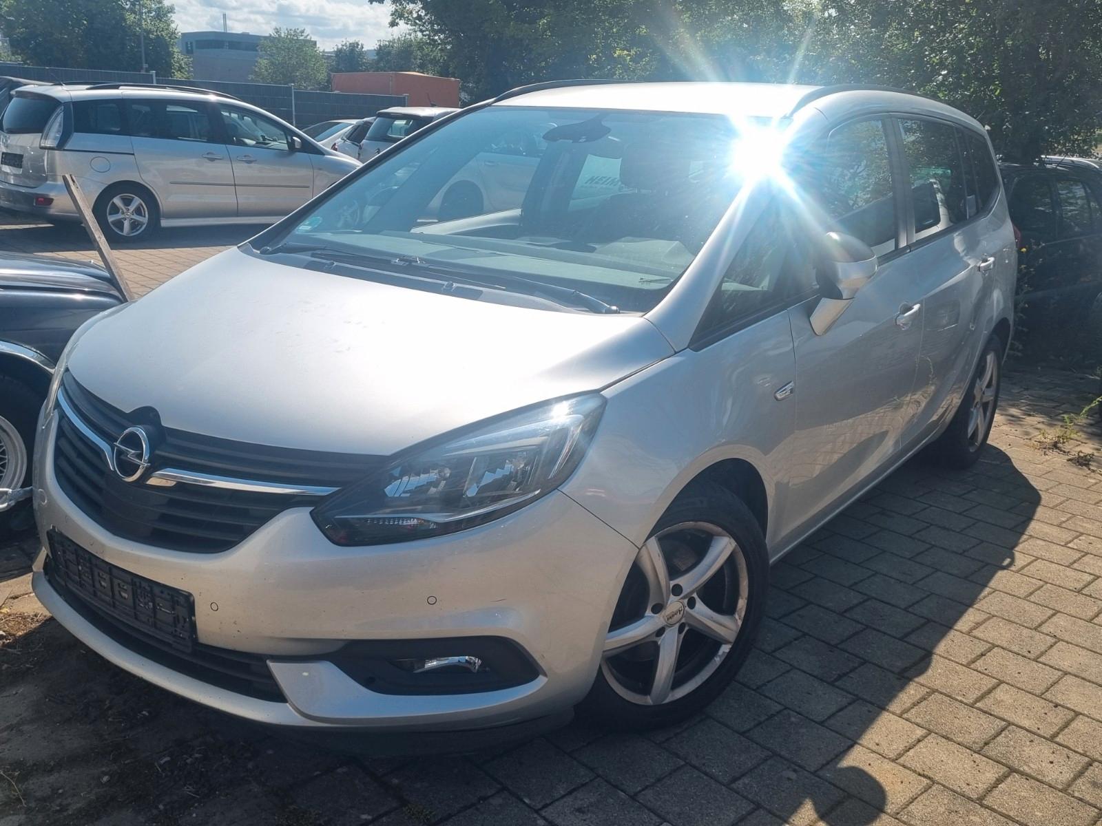 Opel Zafira C Edition