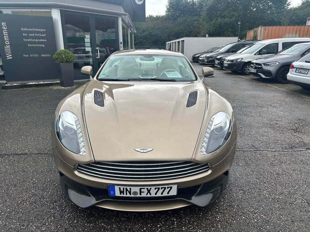 Aston Martin Vanquish