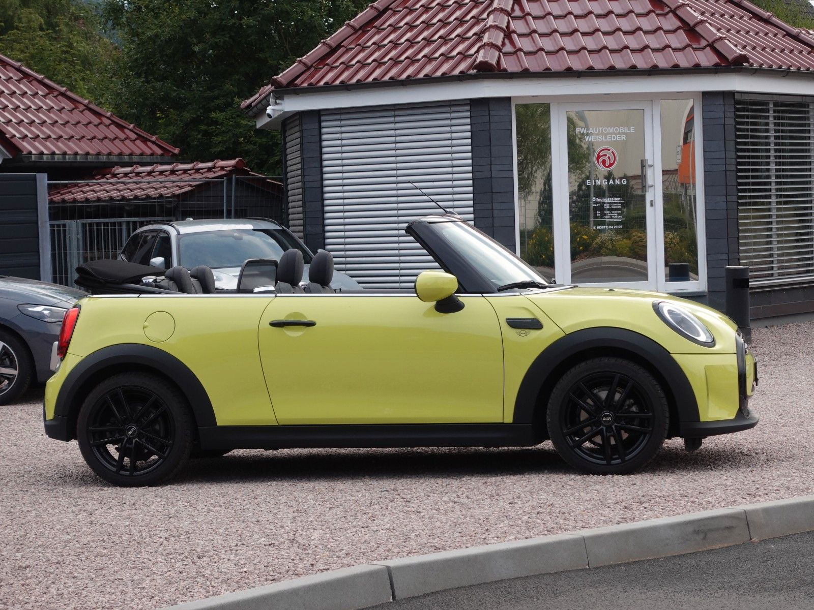 Fahrzeugabbildung MINI Cooper Cabrio Aut. I.Hd Navi CarPlay ZestyYellow