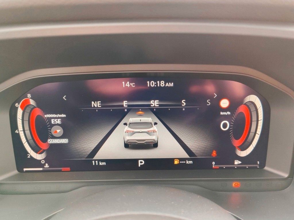 Fahrzeugabbildung Nissan Qashqai 1.3 MHEV Tekna+ PANO+HUD+BOSE+SHZ+AHK