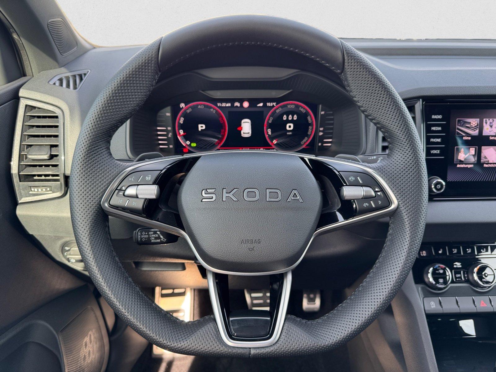 Skoda Karoq Sportline TDI DSG|AHK|SHZ|ACC|PDC