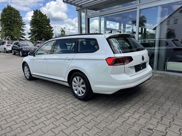 Volkswagen Passat Variant - 5