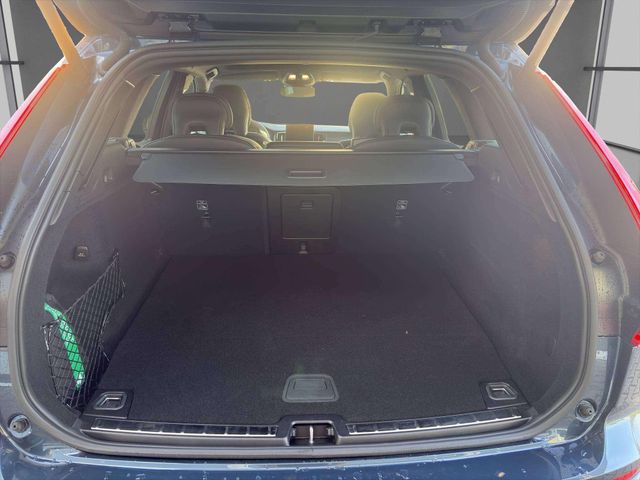 Volvo XC60 Plus Black Edition T6 Recharge Plug-In Hybr