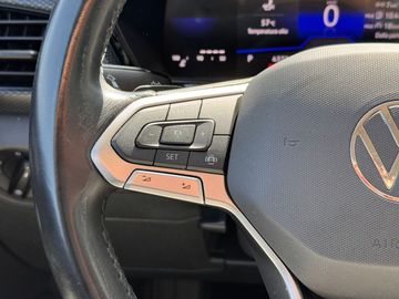 Volkswagen T-Cross - 11