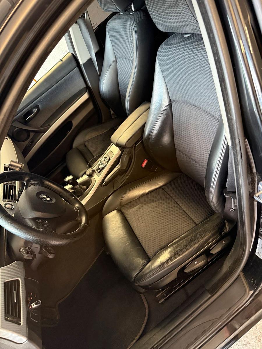 BMW 320 2009 — photo 10