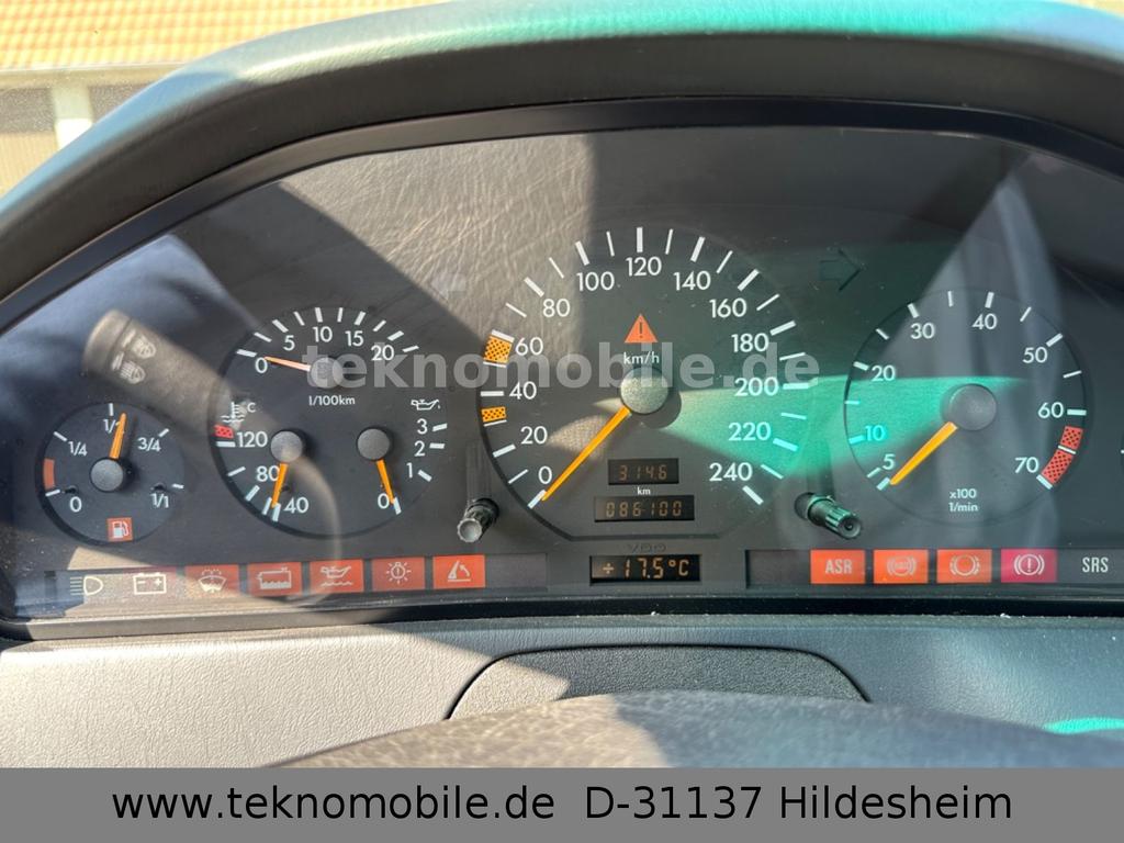 Mercedes-Benz SL 300