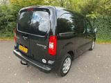 Peugeot Partner 120 1.6 e-HDI L1 XT Profit KASTEN BUS - gebrauchte Peugeot Partner aus dem Jahr 2011