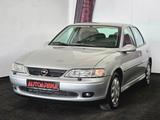 Opel Vectra 2.2 16V Comfort|AUTOMATIK|XENON|SHZ|KLIMA - Opel Vectra: 16v