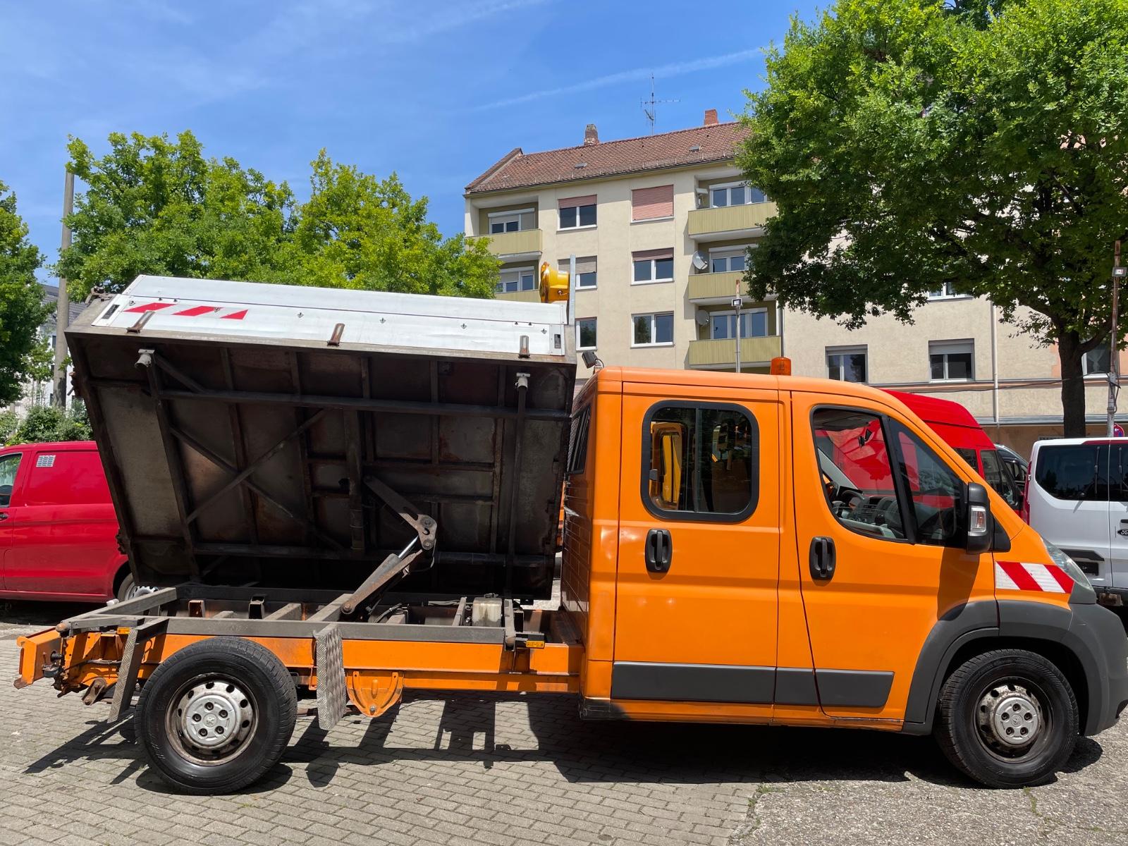 Peugeot 3-Seiten KIPPER 3L Maschine