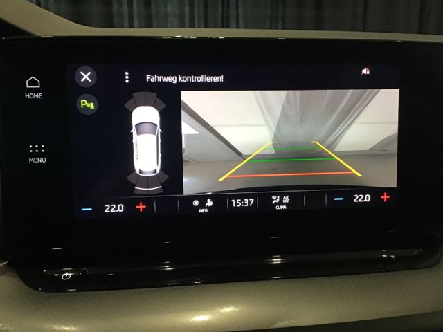 Fahrzeugabbildung Skoda Octavia Ambition 1.5 TSI Combi Navi/Tempo/RFK