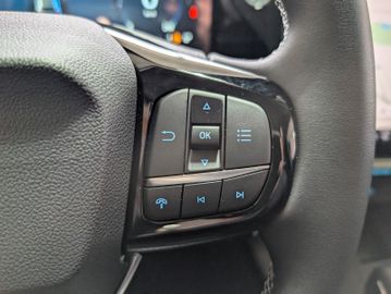 Ford Puma Titanium Automatik NEUES MODELL