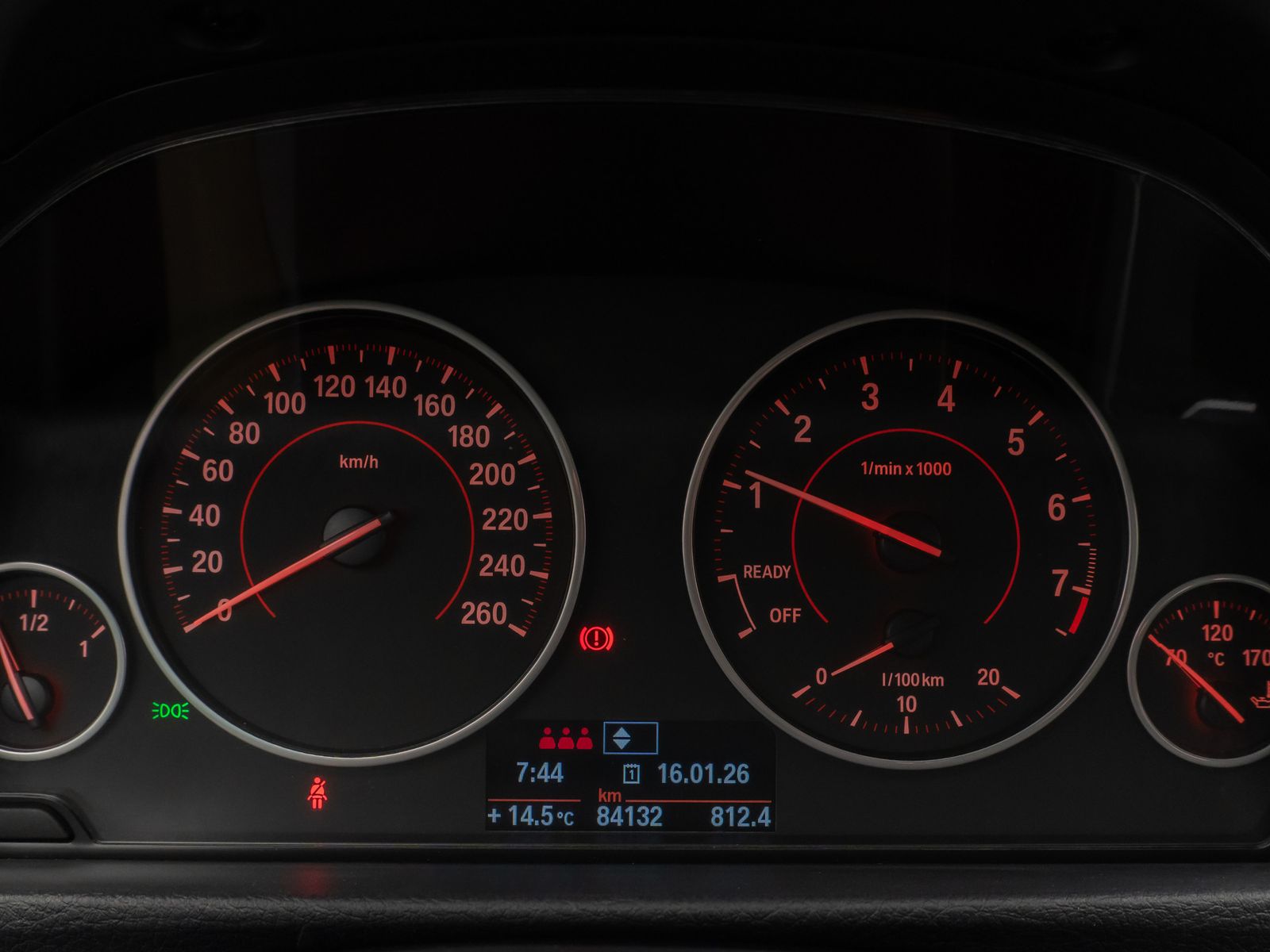 Fahrzeugabbildung BMW 320i Sport Line PDC Xenon AHK Geschwindigkeitsre