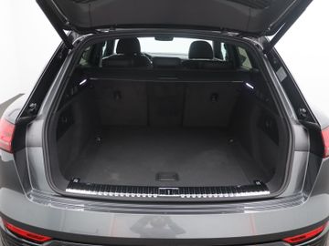 Audi Q8 e-tron - 8