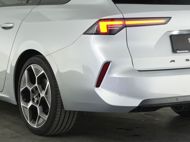 Astra L ST ULTIMATE AUTOMATIK+AHK+NAVI+360 GRAD 