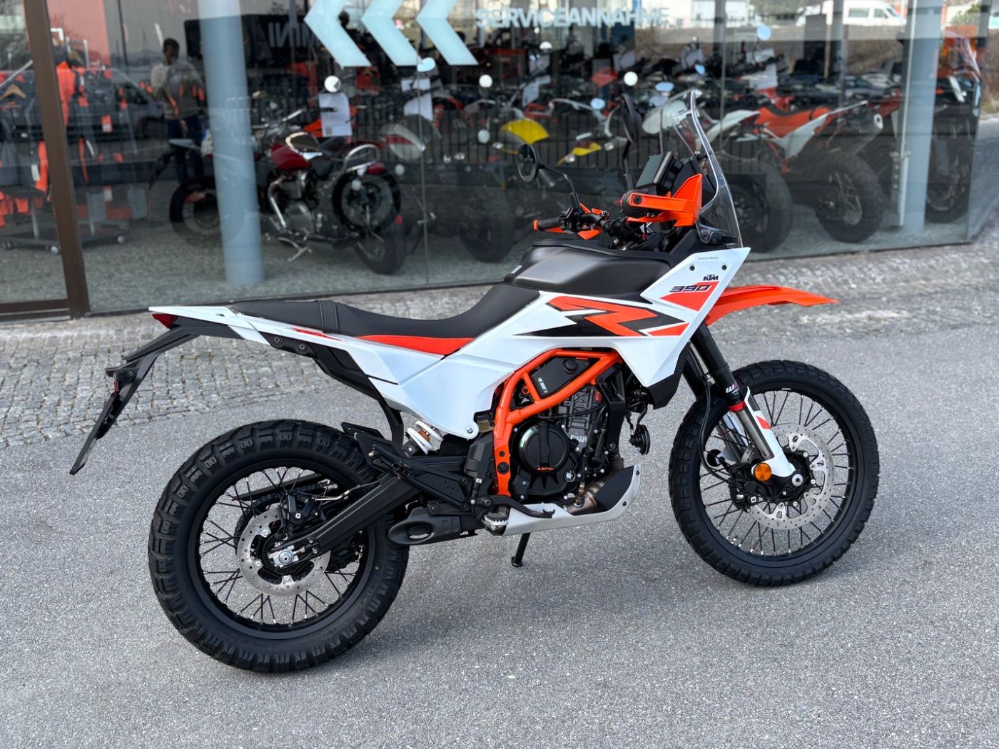 Fahrzeugabbildung KTM 390 Adventure R 2026 Quickshifter+ inclusive