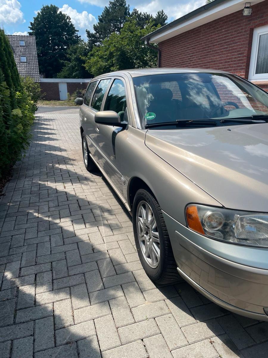 Volvo V70 2004 — photo 13