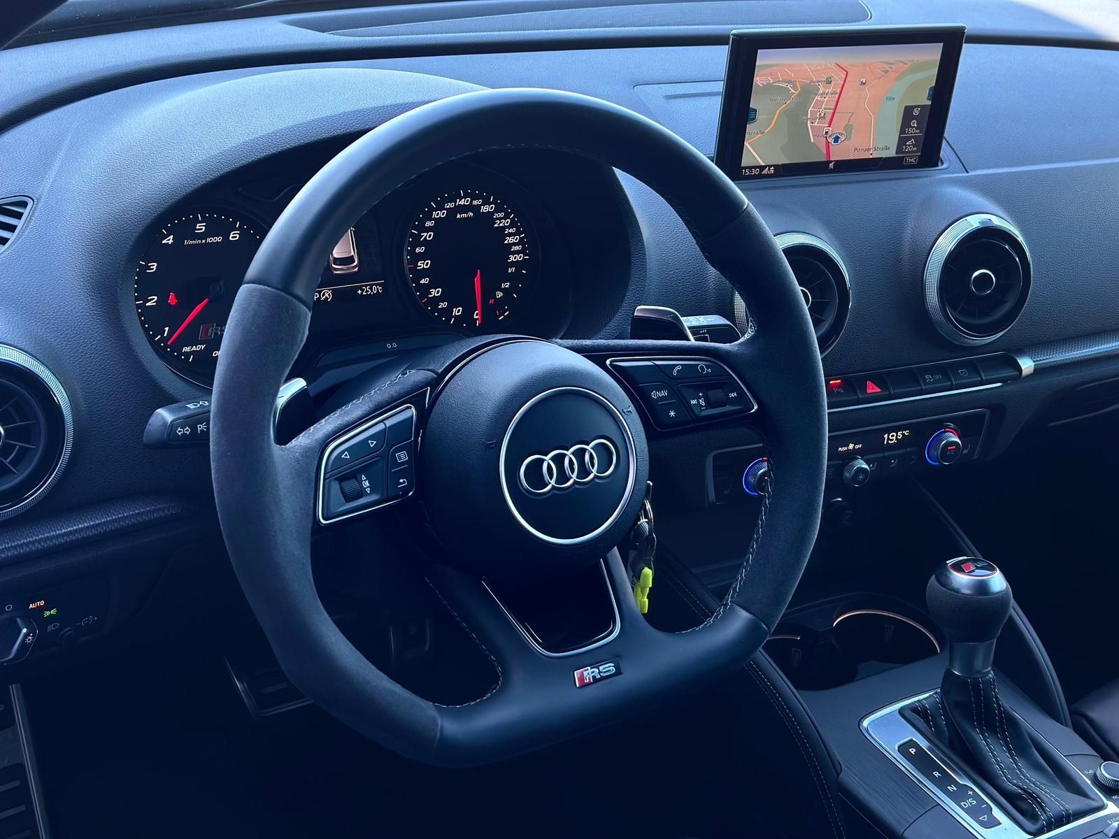 AUDI RS3 2.5TFSI SPORTBACK QUATTRO* LED#TEMPO#SHZ#PDC - Image 21