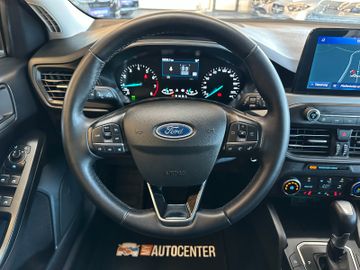 Ford Focus *1.HAND*19%*LED*LKHZ*SPORT*CARPLAY*TEMPO