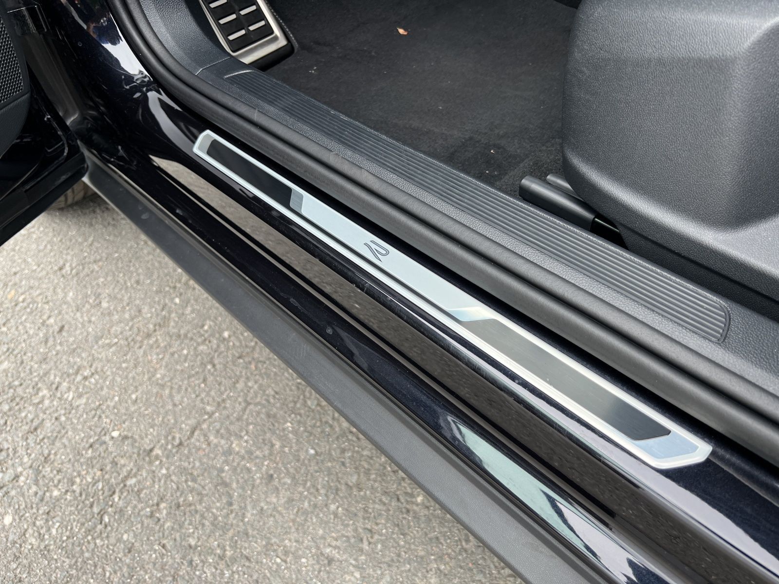 T-Roc R-Line 1.5 TSI DSG AHK*Navi*ACC*LED