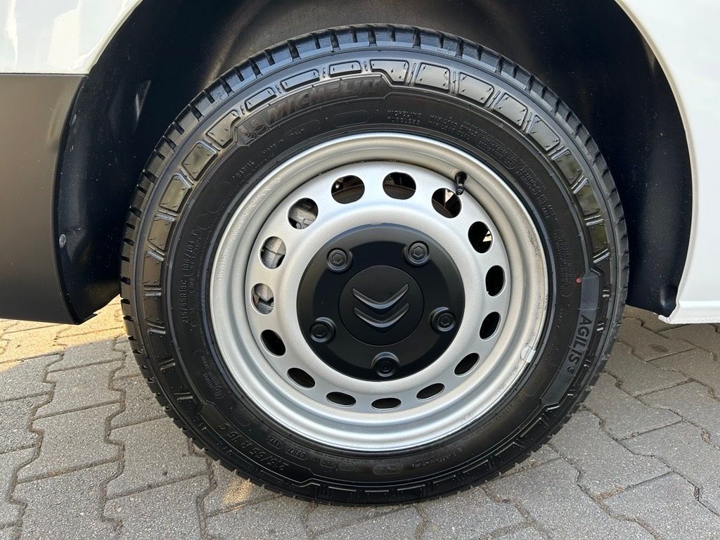 Fahrzeugabbildung Citroën Jumpy ELEKTRO, Klima, PTS, Tempomat, 3-Sitzer, D