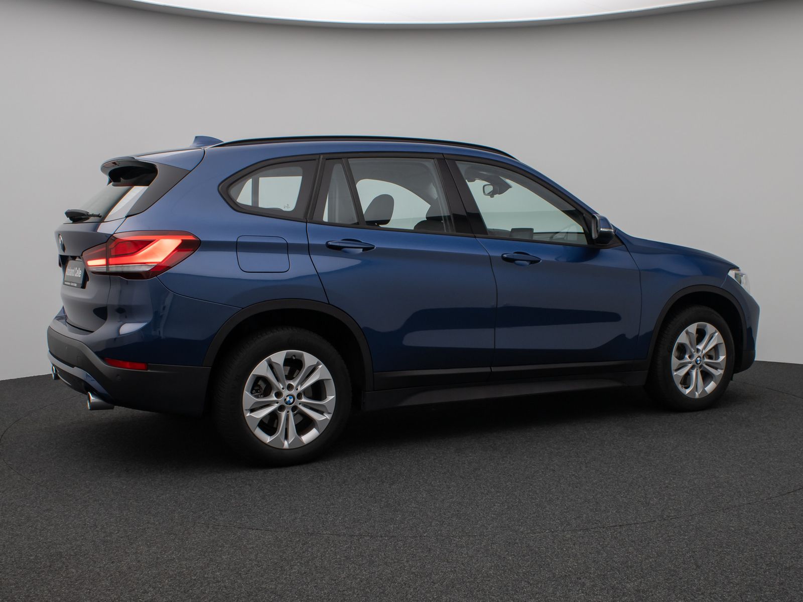 Fahrzeugabbildung BMW X1 xD20d ACC Kamera HUD DAB Memory Leder Panoram