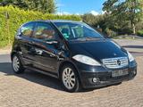 Mercedes-Benz A 170 Elegance Tüv-Insp Neu - Automatik *TOP* - Mercedes-Benz A 170: Elegance