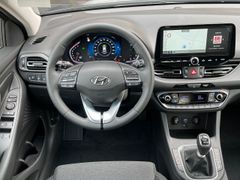 Fahrzeugabbildung Hyundai i30 1.0 T-GDI Edition 30+ *Navi*CarPlay*CAM*LED*