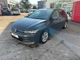 Volkswagen Golf 1.5 eTSI DSG Life App SHZ ACC PDC - VW Golf Gebrauchtwagen in Stuttgart