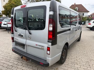 Opel Vivaro - 9