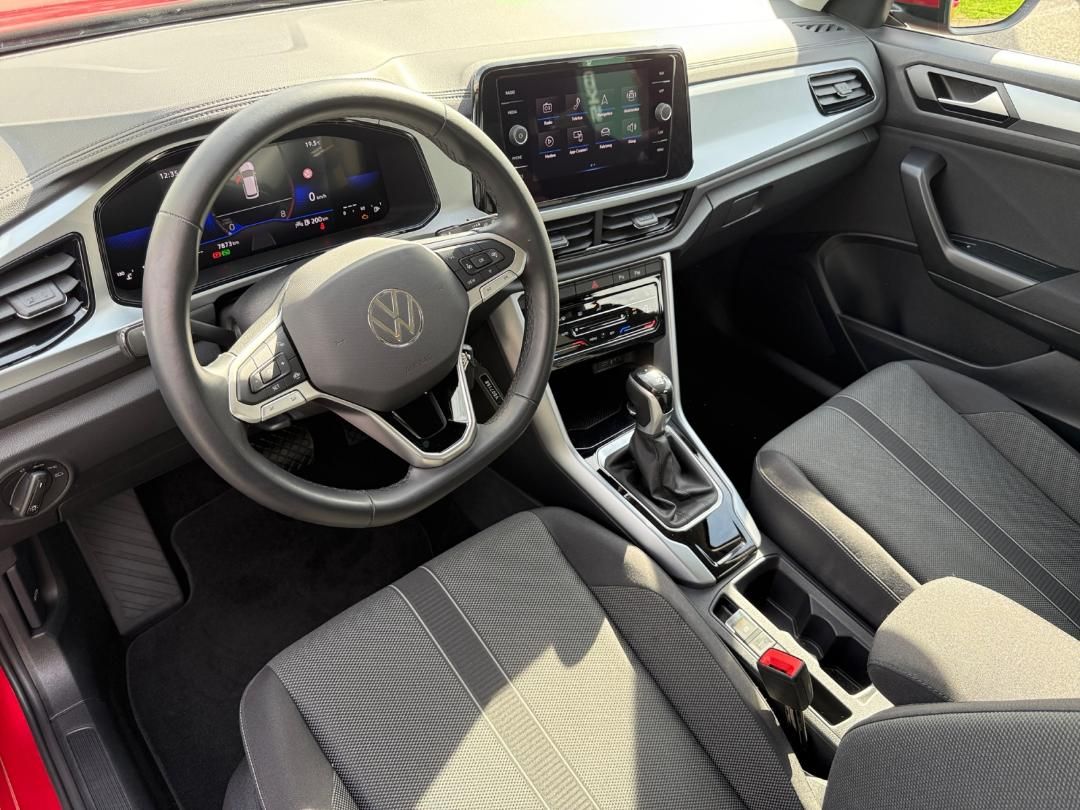 T-ROC Life 1,5 TSI DSG Navi Kamera LED ACC