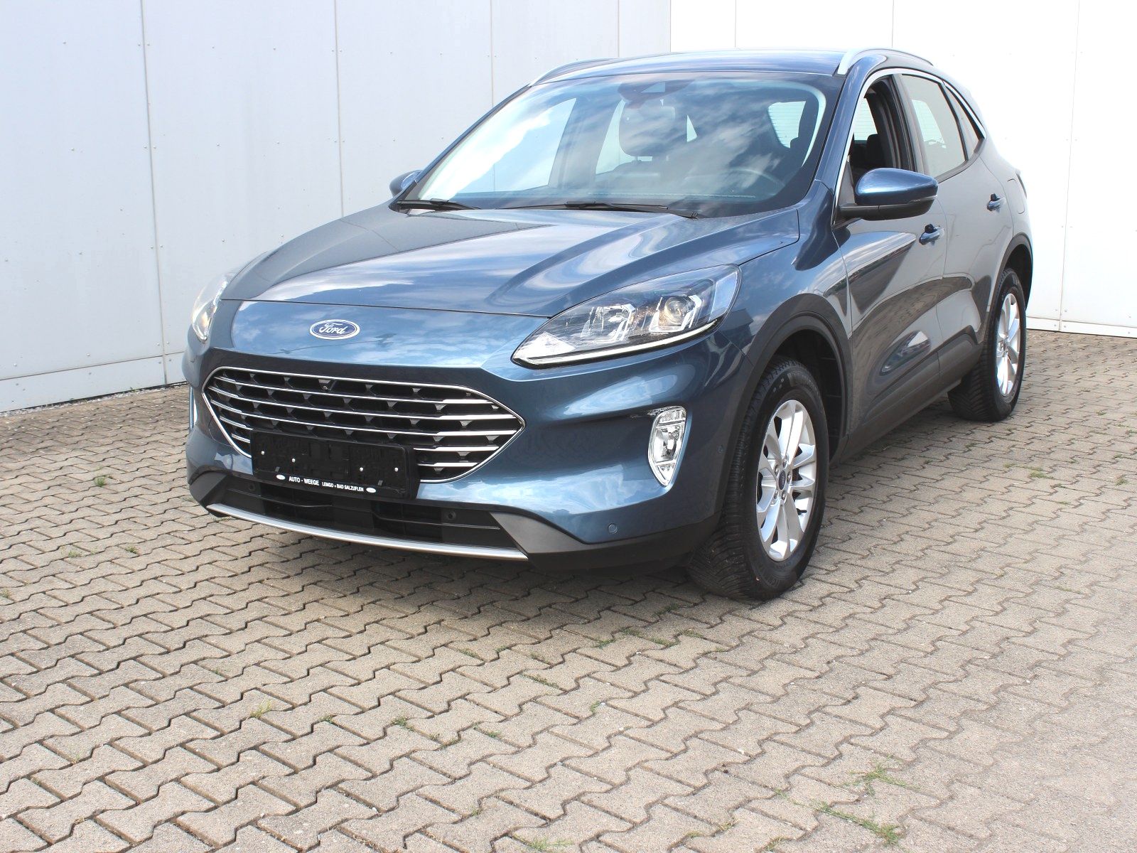 Fahrzeugabbildung Ford Kuga Hybrid Titanium 2,5 Duratec