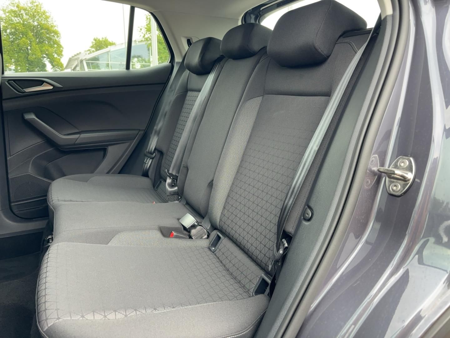 Fahrzeugabbildung Volkswagen T-Cross Life 1,0l TSI, Life, ACC, Klima, Lane As