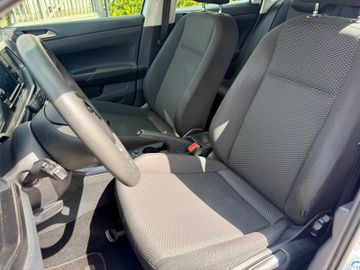Volkswagen Polo - 11