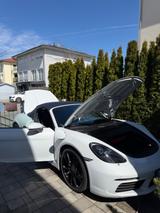 Porsche Boxster KD NEU/ LEDER BLAU/ PDK/ KAMERA/ CARPLAY - gebrauchte Porsche Boxster aus dem Jahr 2022