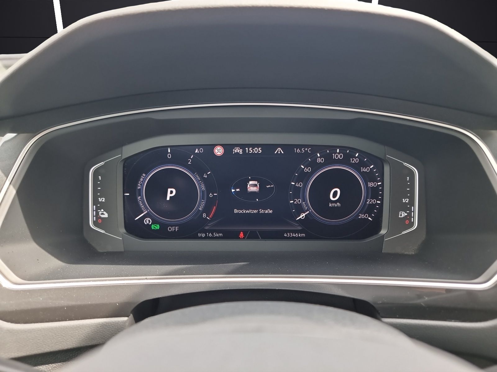 Fahrzeugabbildung Volkswagen Tiguan Elegance eHybrid DSG IQ.Light ACC 18" AHK