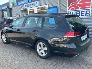 Volkswagen Golf - 5