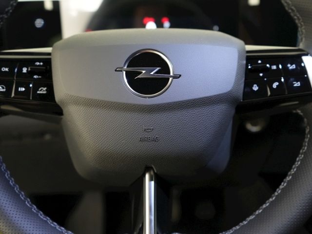 Astra L ST GS AT+AHK+LED MATRIX+NAVI+360 GRAD KA