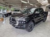 Toyota Hilux DC*Executive*Diesel-HYBRID*Trittbretter