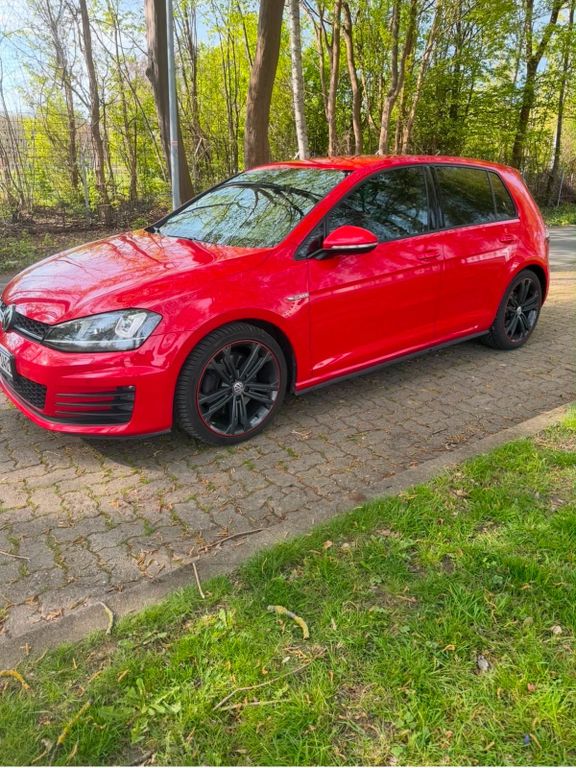 Image of Volkswagen Golf