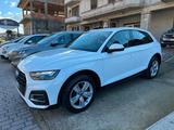 Audi Q5 35 2.0 tdi mhev Sport 163cv s-tronic - Audi Q5 Sport mit Hybrid-Antrieb (Diesel-Elektro)