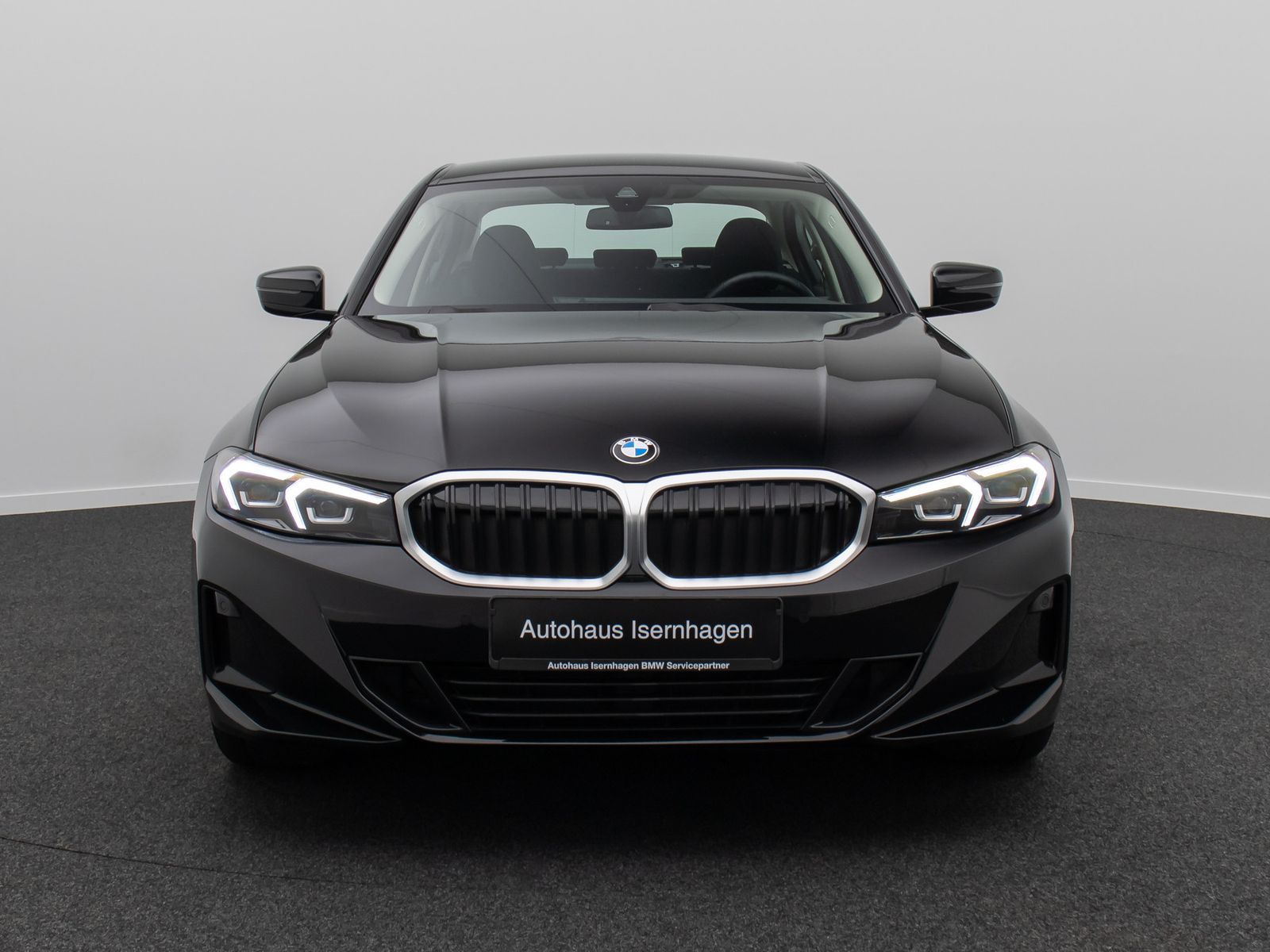 Fahrzeugabbildung BMW 318i DAB PDC Widscreen Geschwindigkeitsreg LED