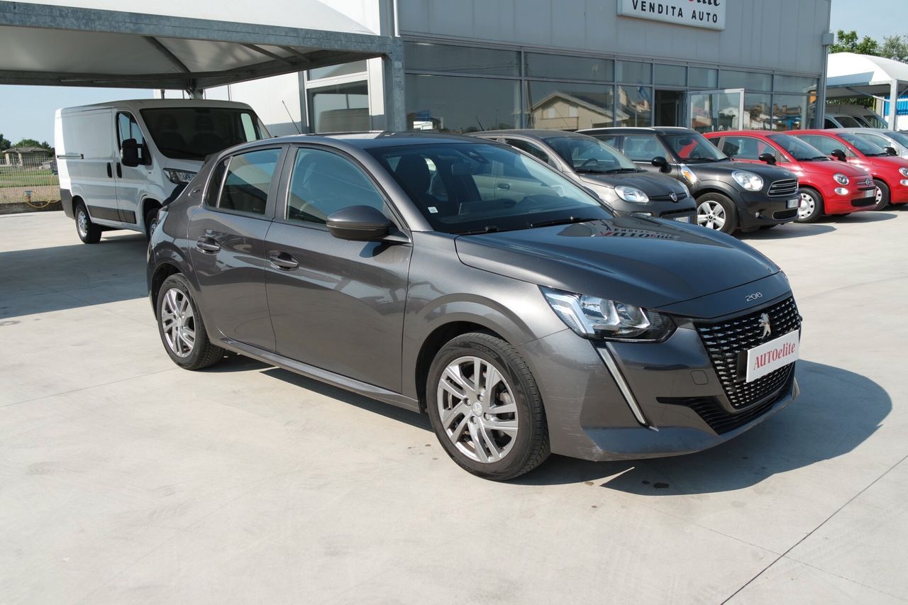 PEUGEOT 208