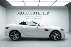 MERCEDES-BENZ SLC 180 Roadster*AMG-Line*Panorama*Airscarf*18"