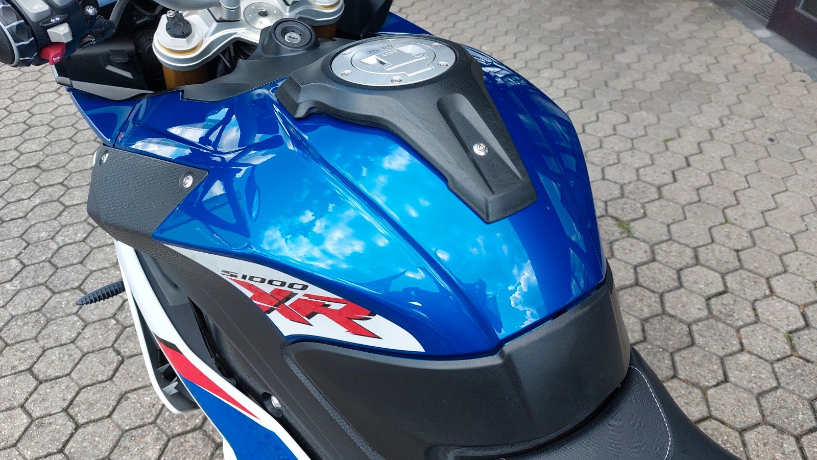 Fahrzeugabbildung BMW S 1000 XR  HP Neuzustand  Zubehör