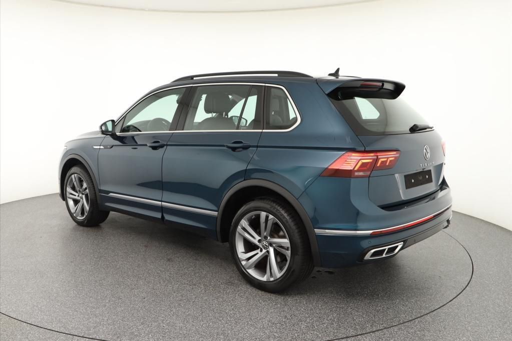 Volkswagen Tiguan R-Line 4Motion 2.0 TDI SCR AHK*PDC*RFK*SH