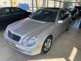 Mercedes-Benz E 320 AVANTGARDE/1.Hd./Led./Xen./Navi/SHZ/S-Dach - Mercedes-Benz E 320: bis 10000 Euro