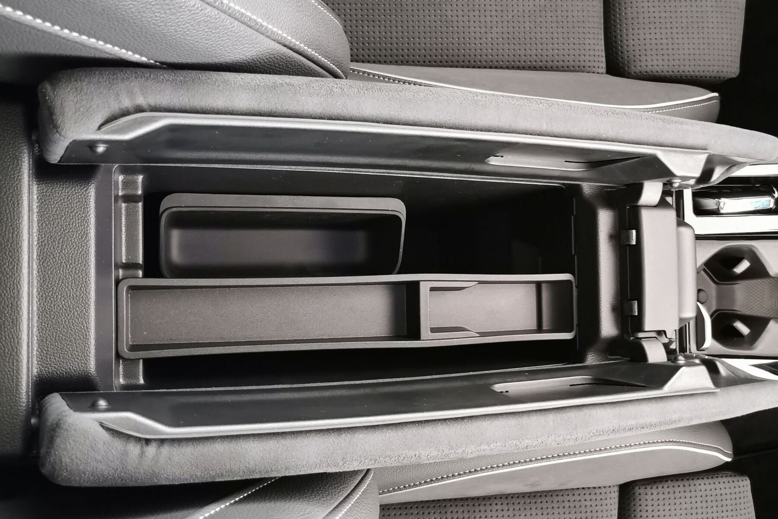 Skoda Superb 2.0 TSI Sportline|HUD|PANO|AreaView|AHK foto 15