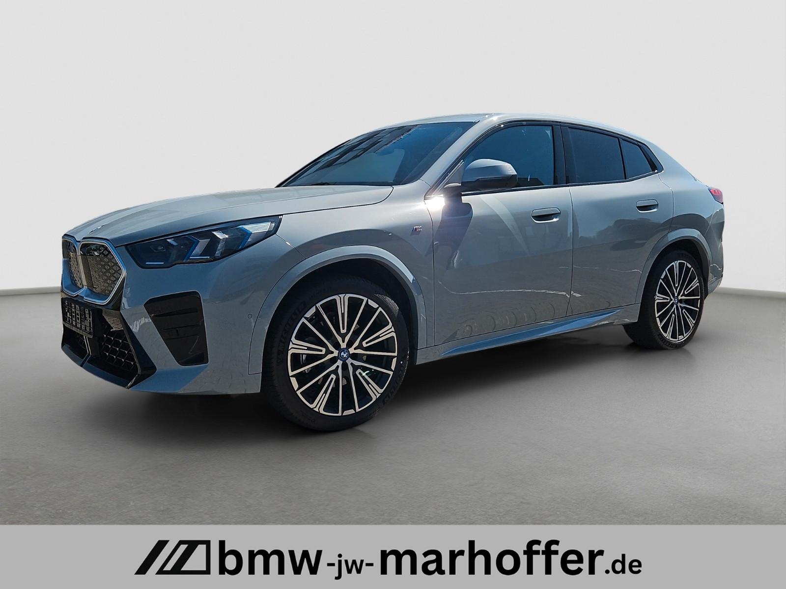 BMW iX2 xDrive30 M-Sport AHK Iconic adaptives MFwk