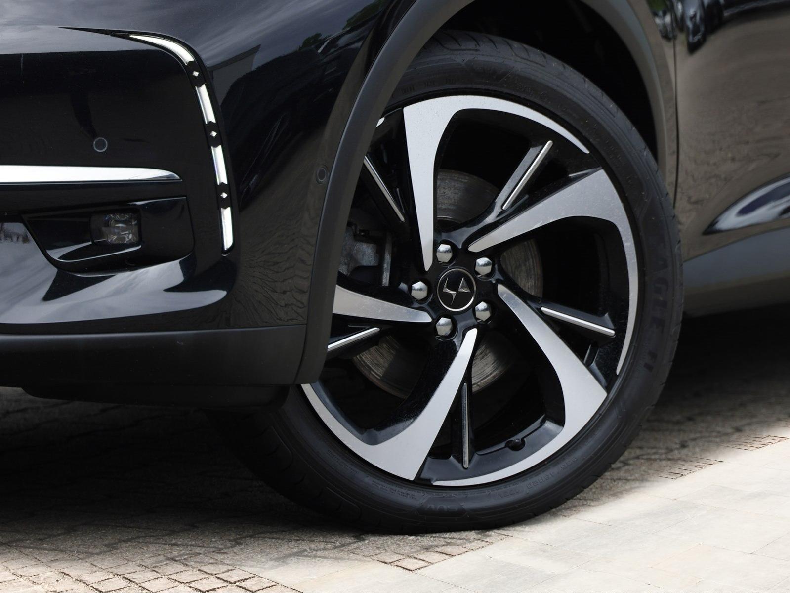 DS Automobiles DS7 Rivoli 4x4