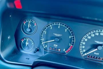 1999 Aston Martin DB7 照片 10
